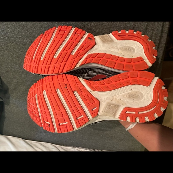 Brooks Running Shoes - Picture 4 of 4